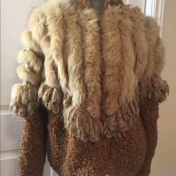 Designer Luxury wool handcrafted fur jacket - Picture 4 of 15